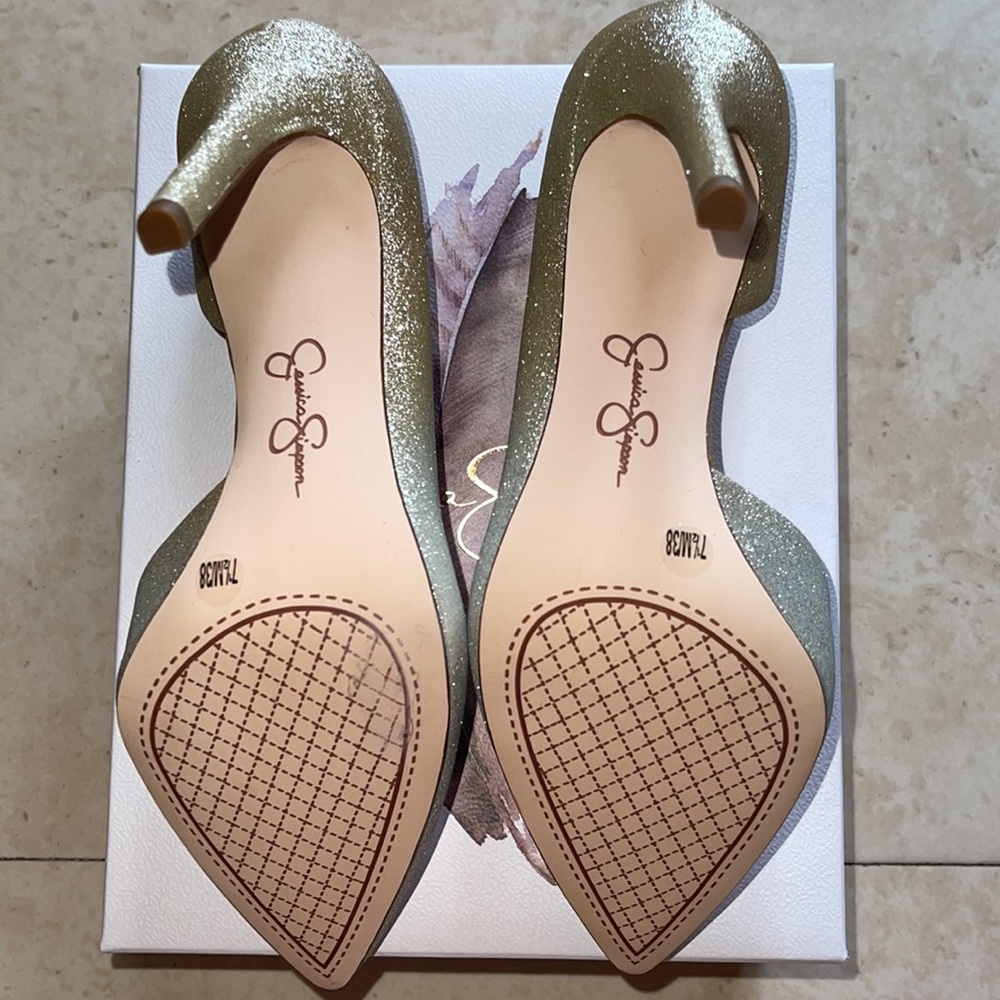 Jessica Simpson Pumps - Picture 6 of 7